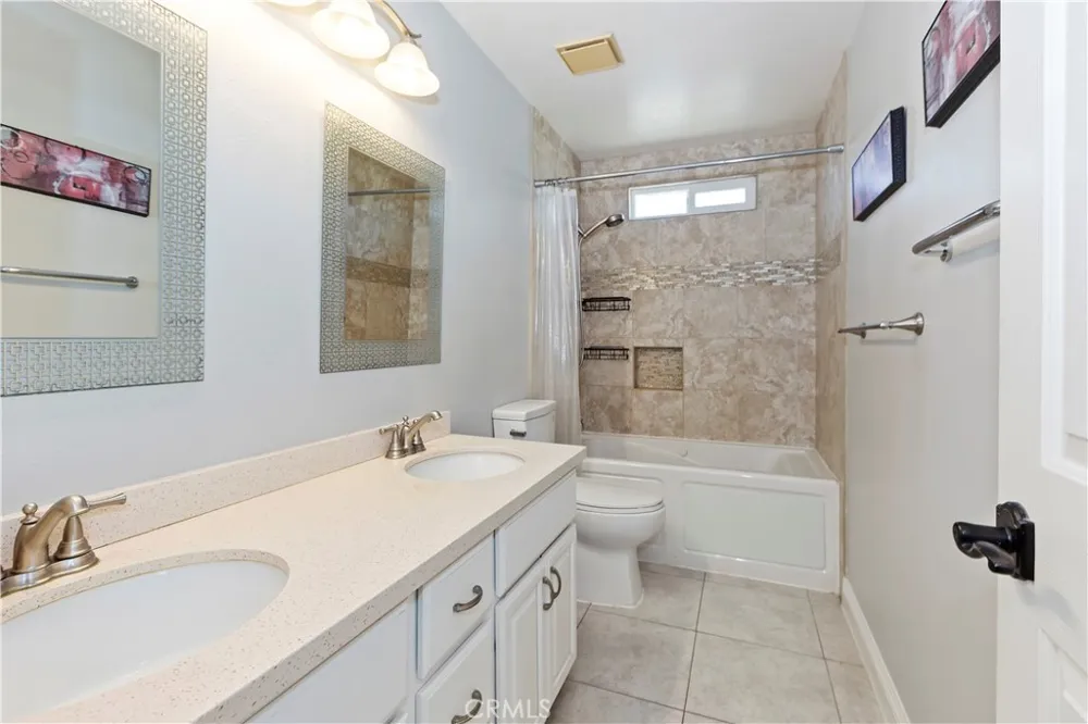 18842 Jane Circle North Tustin, CA 92705