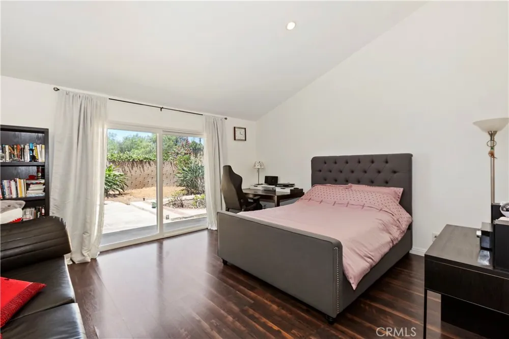 18842 Jane Circle North Tustin, CA 92705