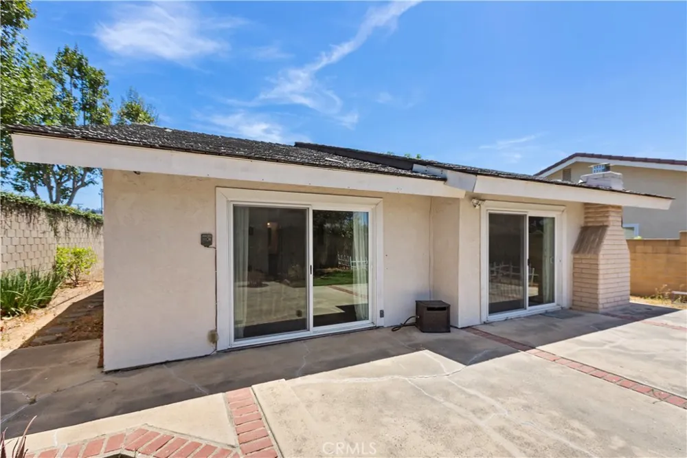 18842 Jane Circle North Tustin, CA 92705