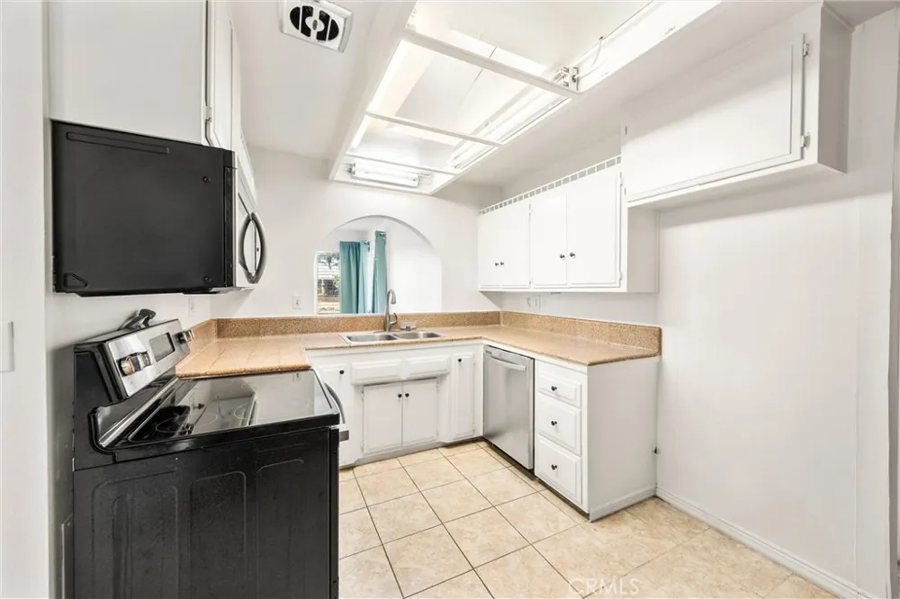 830 Costo Lane Hemet, CA 92543