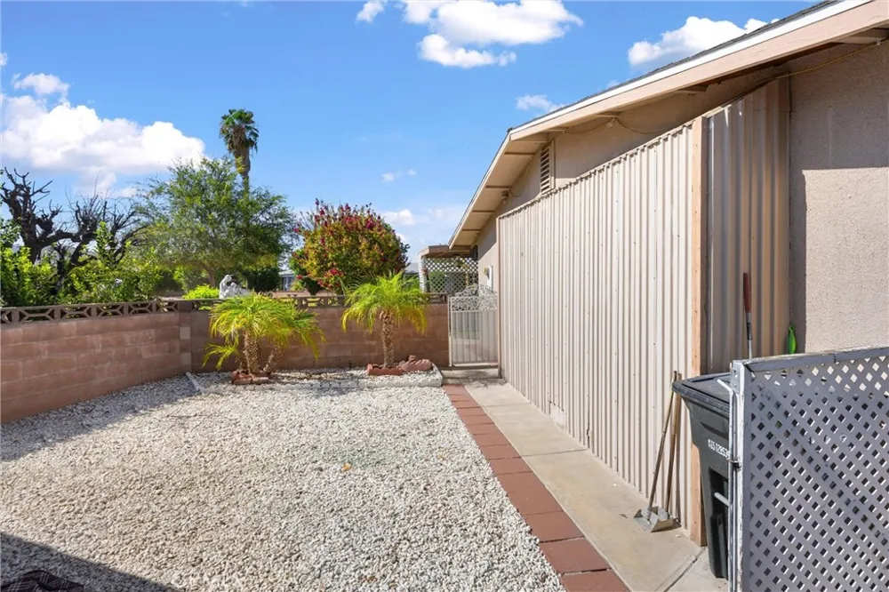 830 Costo Lane Hemet, CA 92543