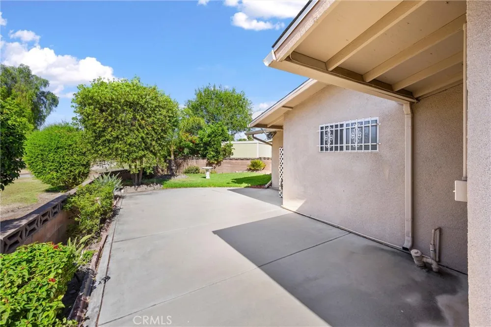 830 Costo Lane Hemet, CA 92543