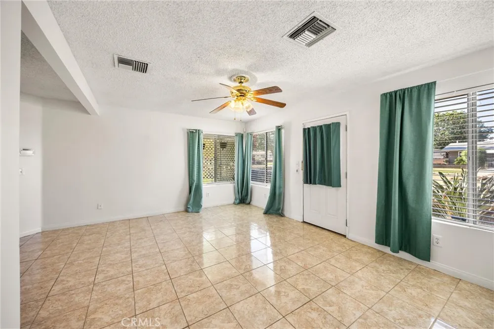 830 Costo Lane Hemet, CA 92543