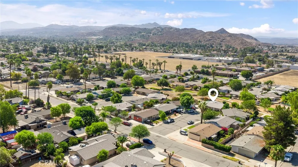 830 Costo Lane Hemet, CA 92543