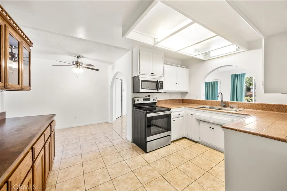 830 Costo Lane Hemet, CA 92543