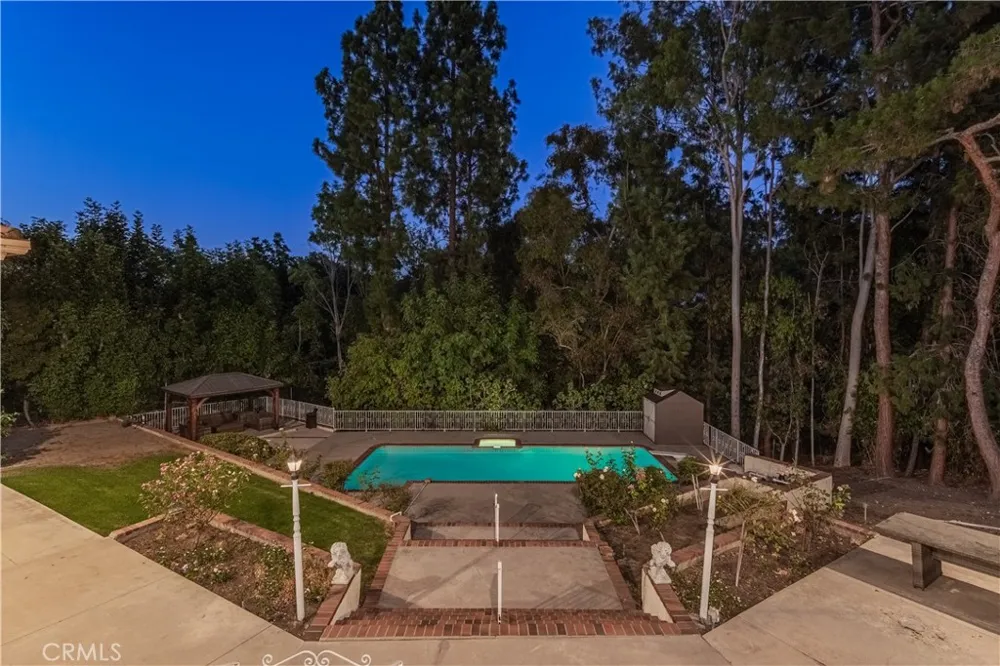 2484 Cameron Avenue Covina, CA 91724