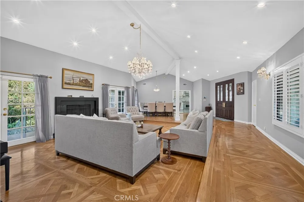 2484 Cameron Avenue Covina, CA 91724
