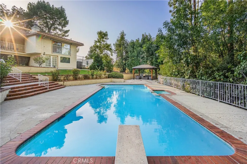 2484 Cameron Avenue Covina, CA 91724