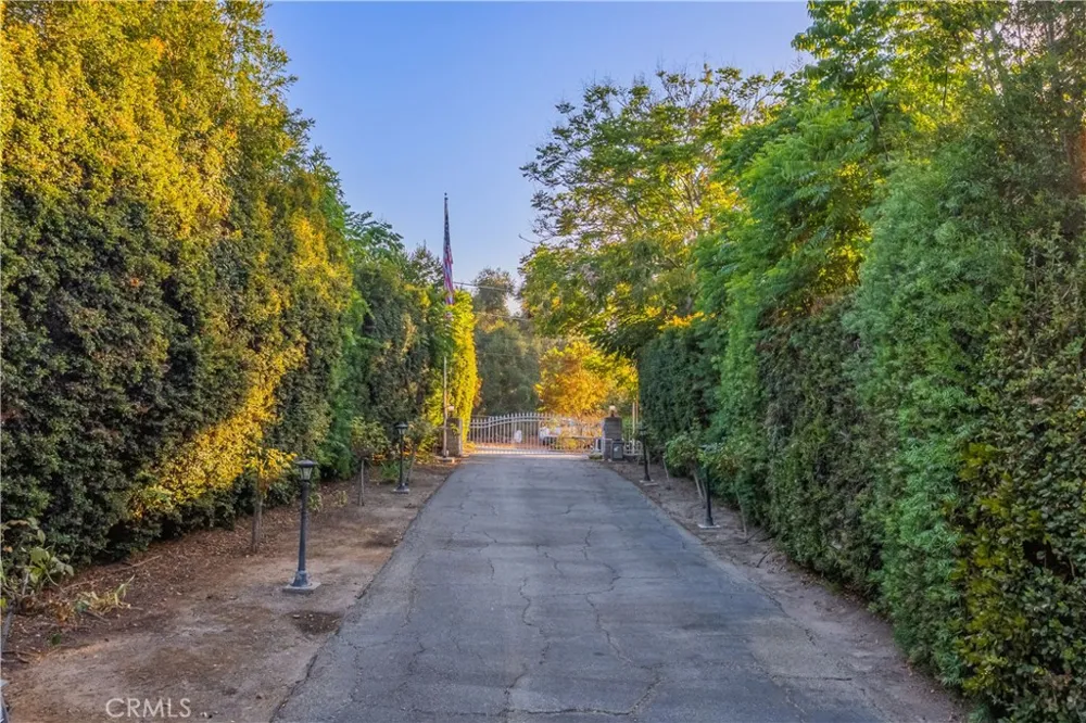 2484 Cameron Avenue Covina, CA 91724