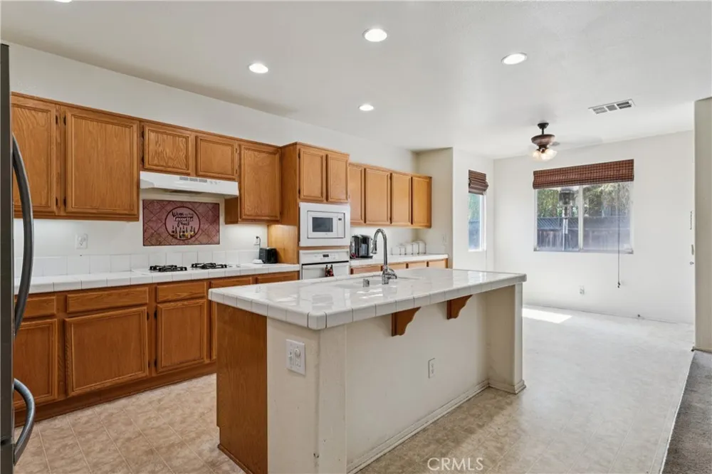 29071 Summersweet Place Murrieta, CA 92563