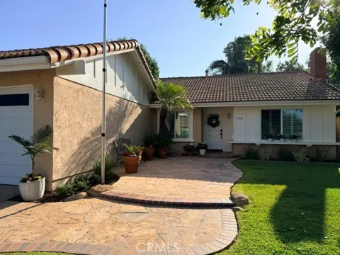1350 Paseo Cielo