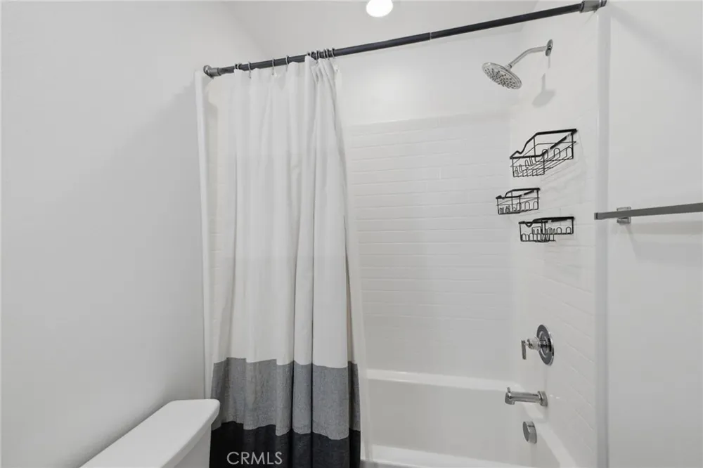 243 Pin Lane Covina, CA 91722
