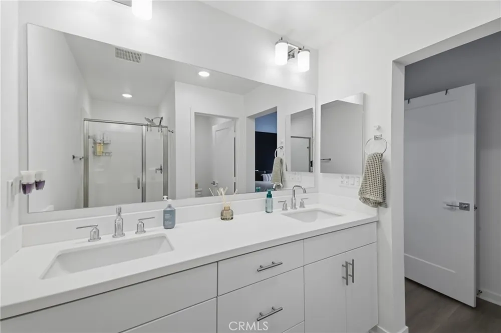 243 Pin Lane Covina, CA 91722