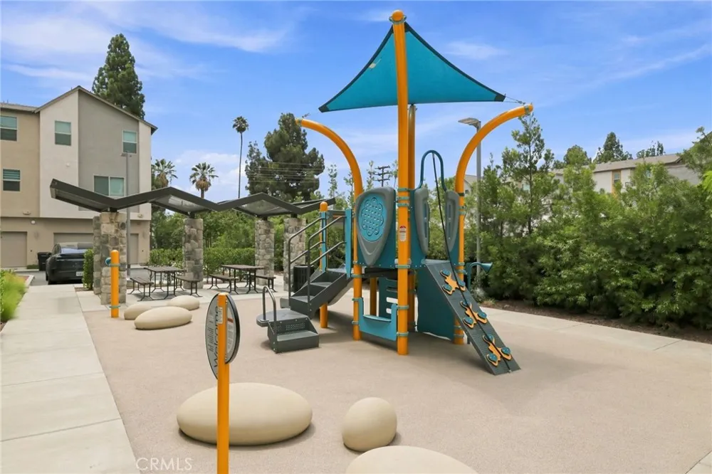 243 Pin Lane Covina, CA 91722