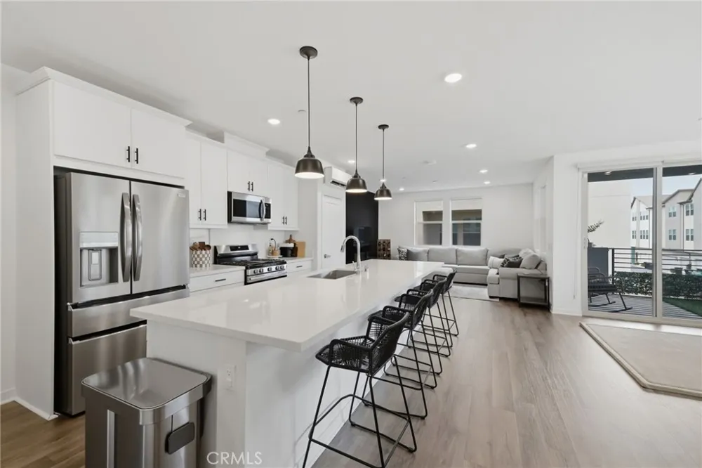243 Pin Lane Covina, CA 91722