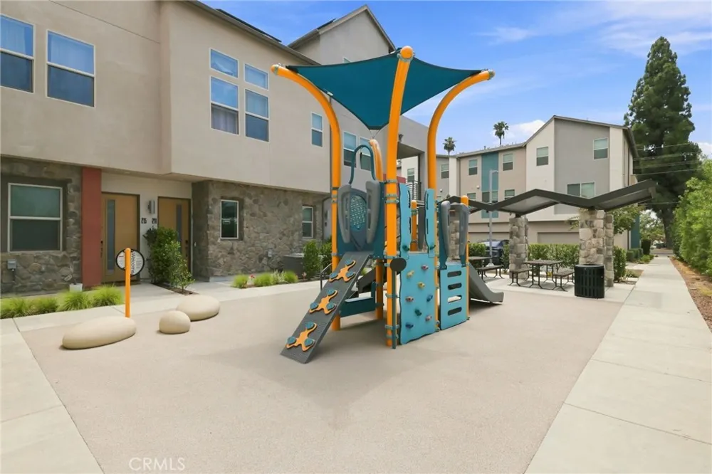 243 Pin Lane Covina, CA 91722