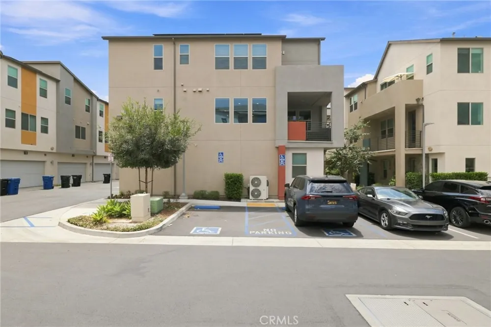 243 Pin Lane Covina, CA 91722