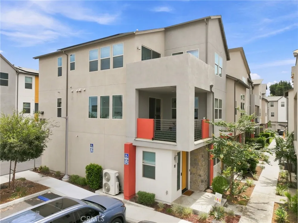 243 Pin Lane Covina, CA 91722