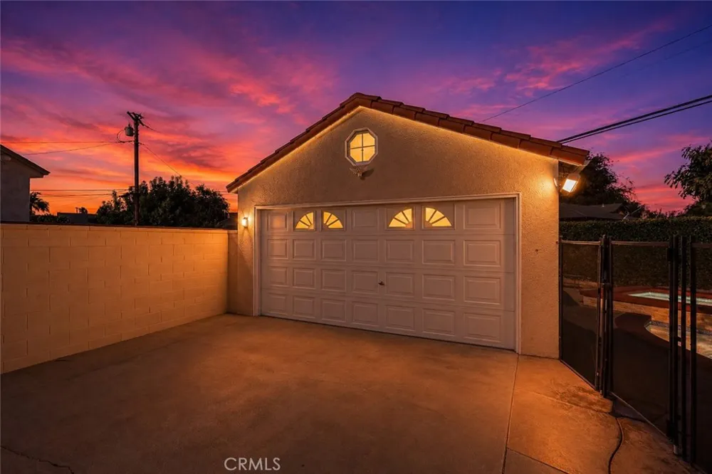 8067 Otto Street Downey, CA 90240