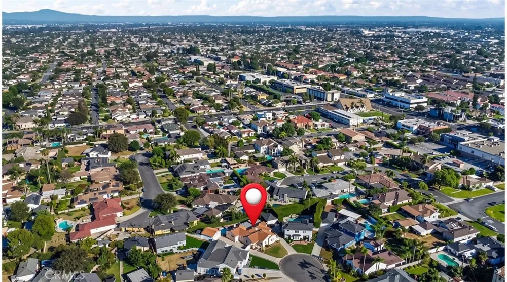 8067 Otto Street Downey, CA 90240