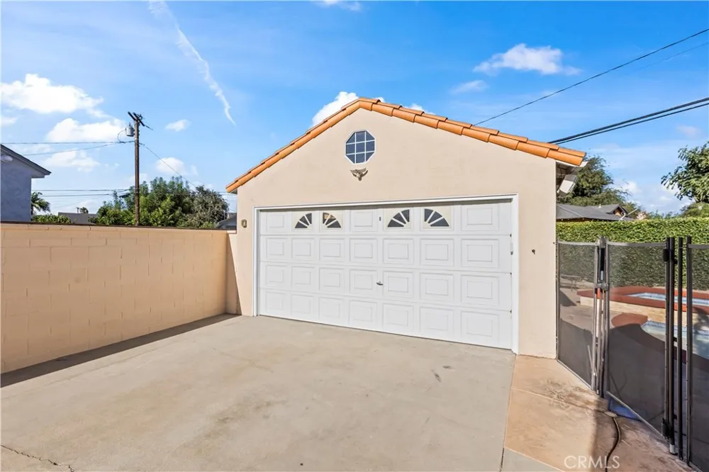 8067 Otto Street Downey, CA 90240