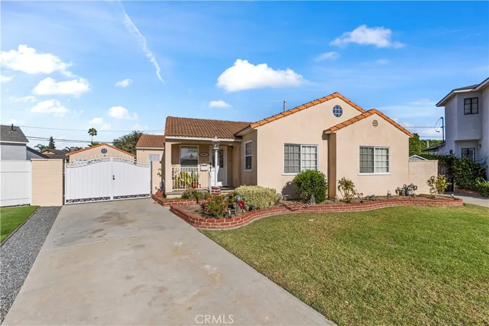 8067 Otto Street Downey, CA 90240