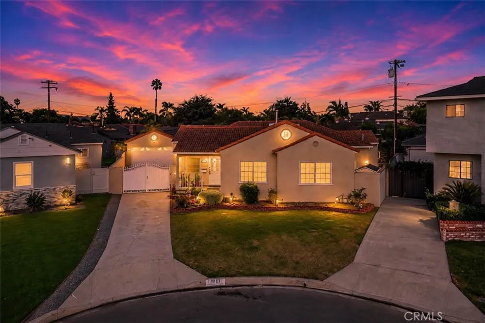 8067 Otto Street Downey, CA 90240