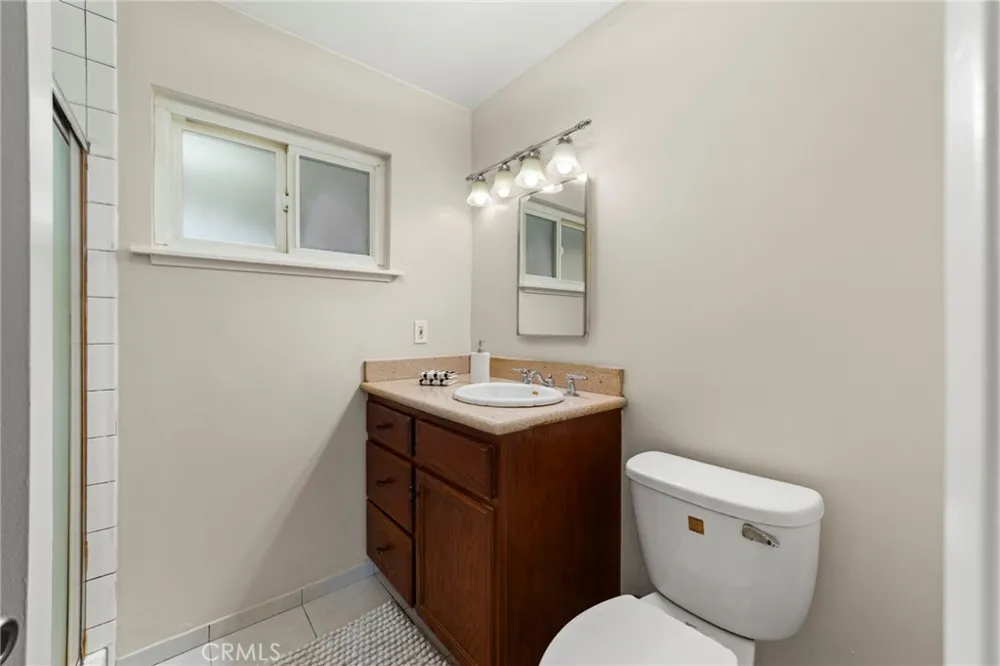 333 E 13th Street Azusa, CA 91702