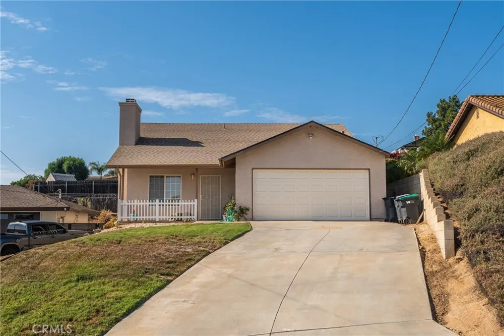 14407 Laurel Drive Riverside, CA 92503