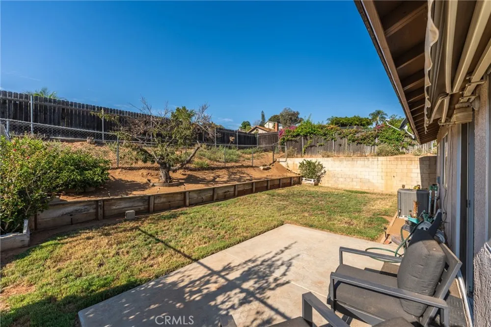14407 Laurel Drive Riverside, CA 92503
