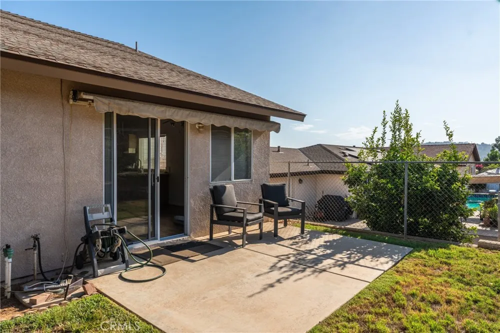14407 Laurel Drive Riverside, CA 92503