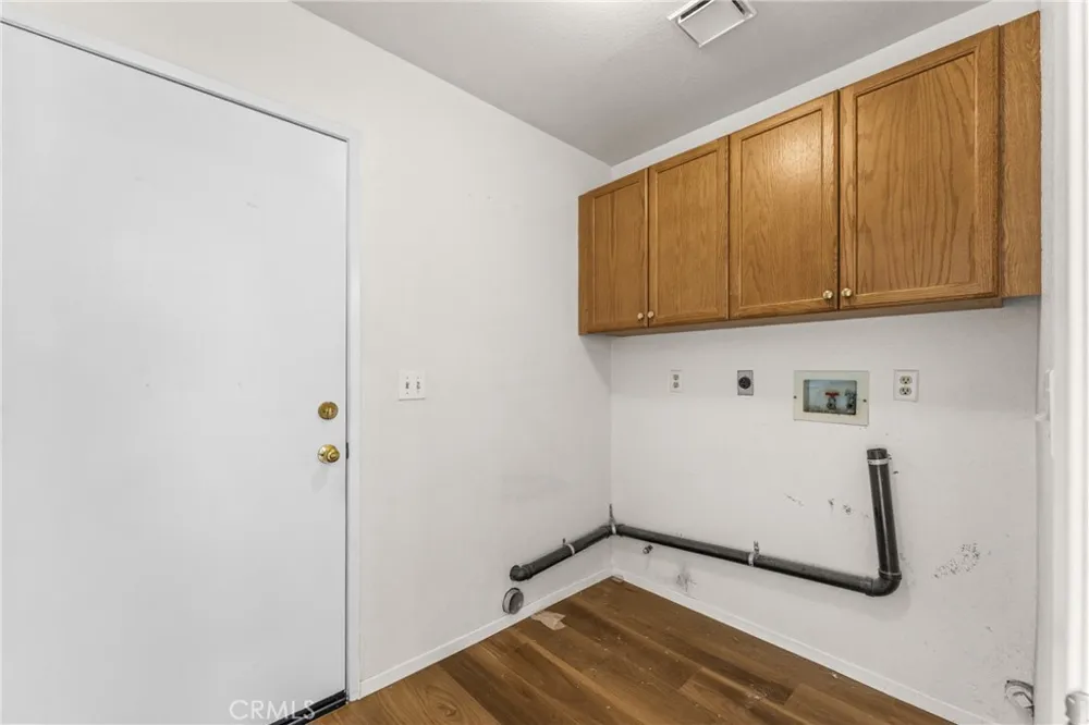 14407 Laurel Drive Riverside, CA 92503