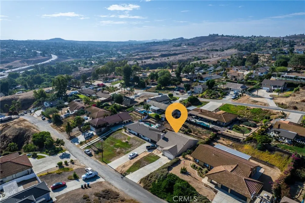 14407 Laurel Drive Riverside, CA 92503