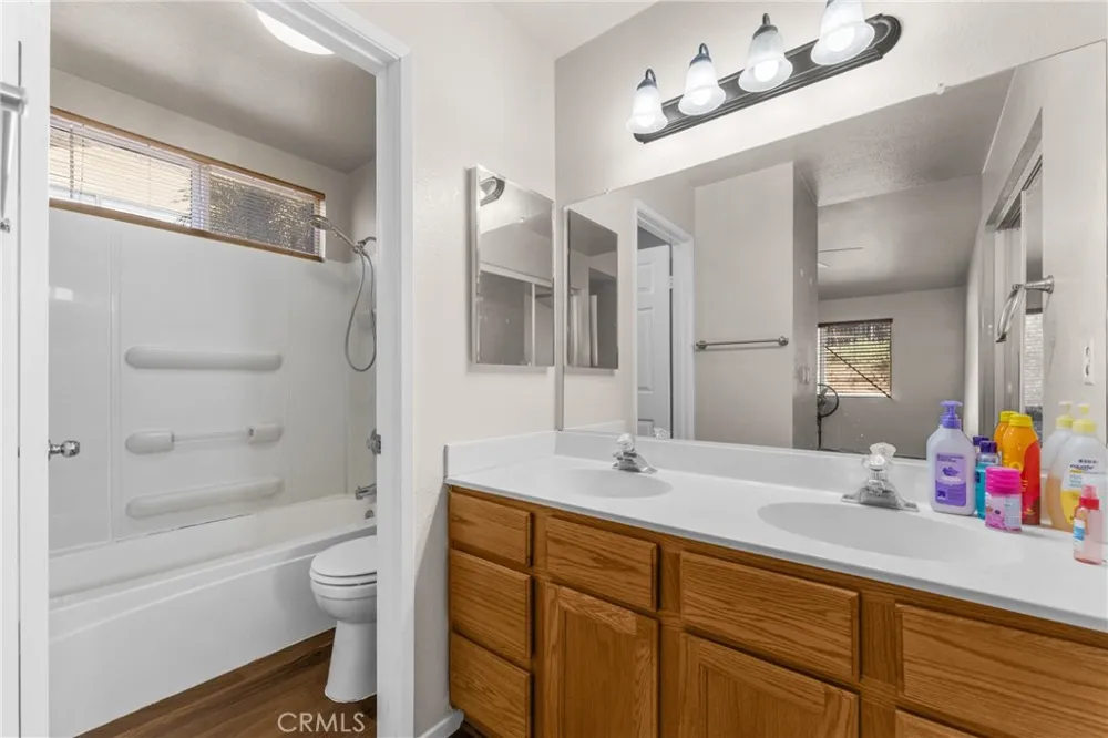 14407 Laurel Drive Riverside, CA 92503