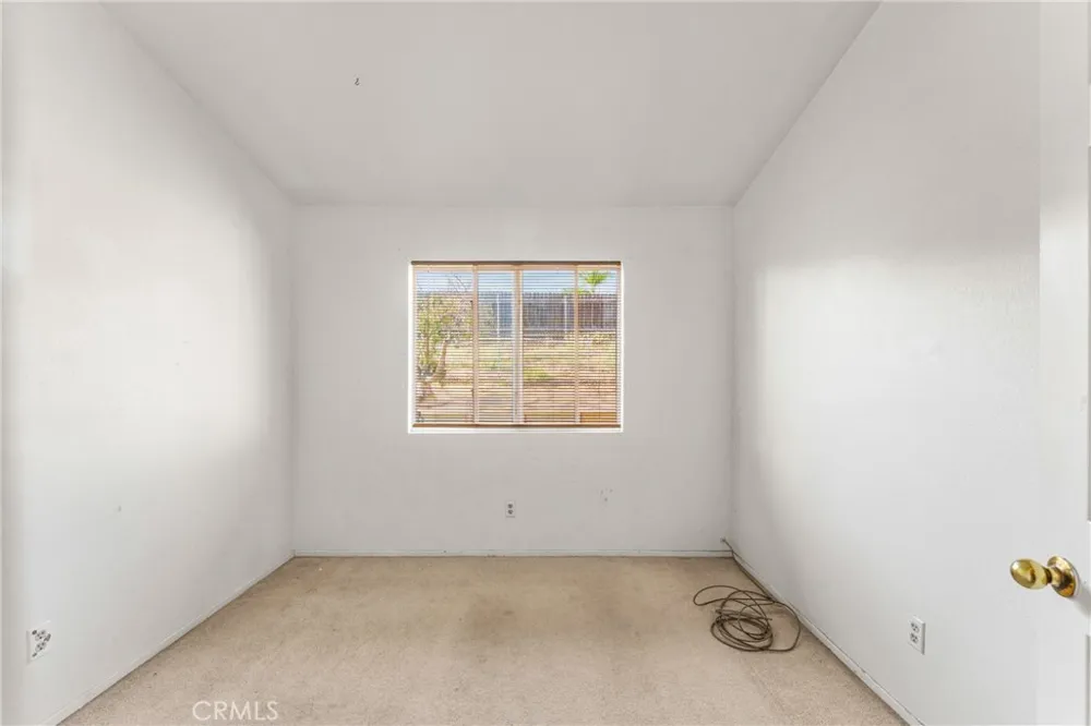 14407 Laurel Drive Riverside, CA 92503