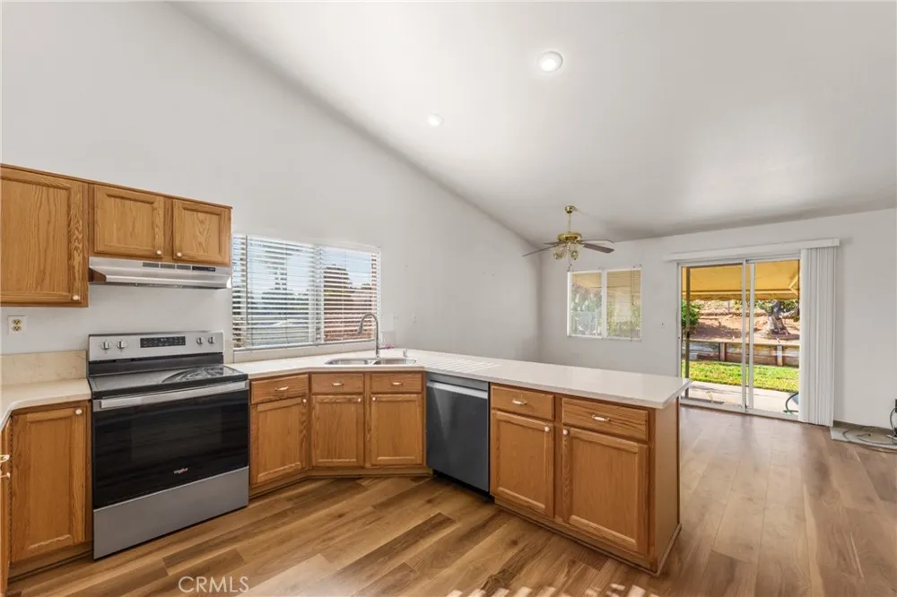 14407 Laurel Drive Riverside, CA 92503