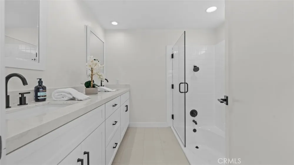 3310 Mills Avenue Claremont, CA 91711