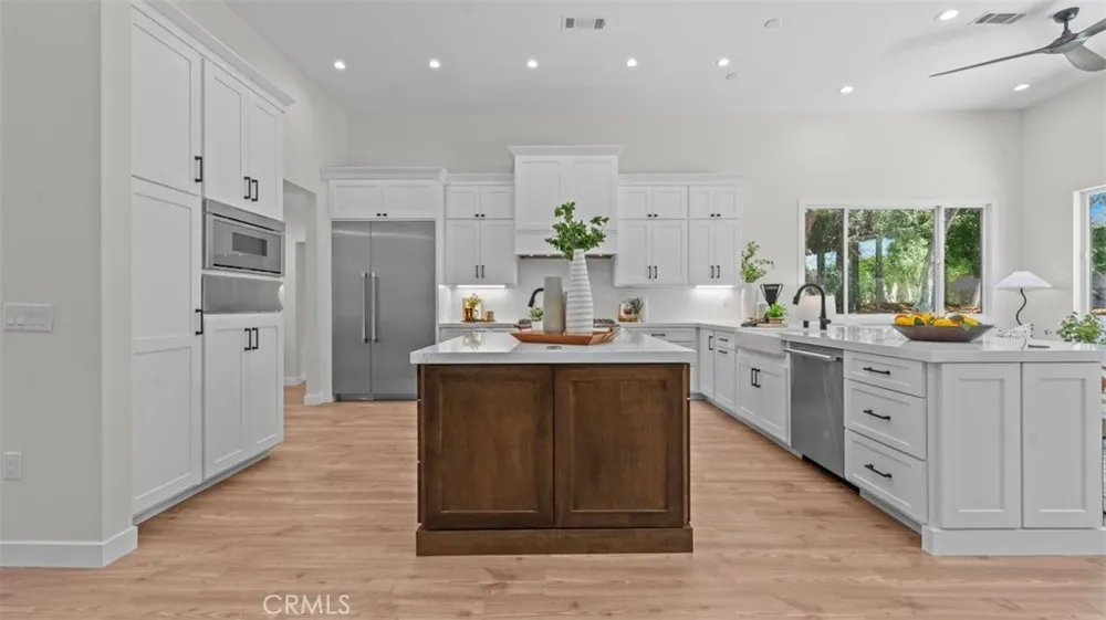 3310 Mills Avenue Claremont, CA 91711