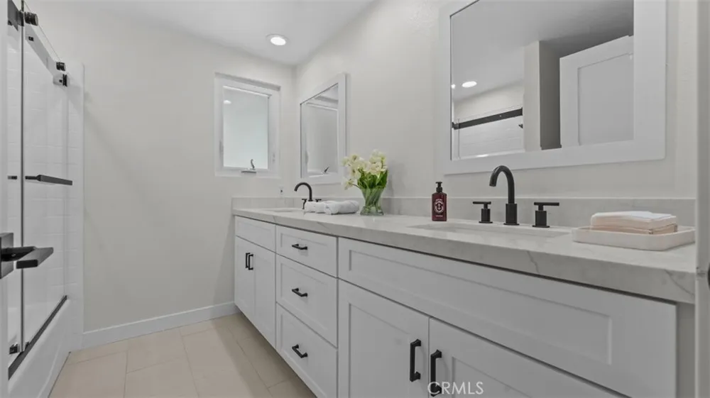 3310 Mills Avenue Claremont, CA 91711