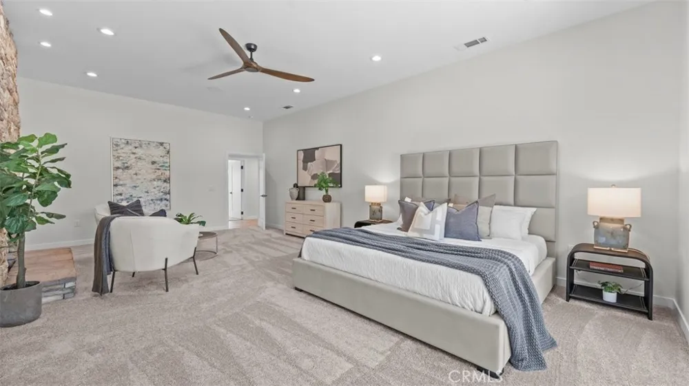 3310 Mills Avenue Claremont, CA 91711