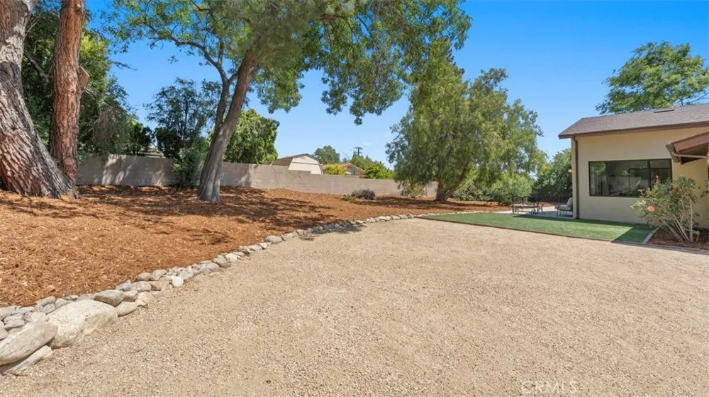 3310 Mills Avenue Claremont, CA 91711