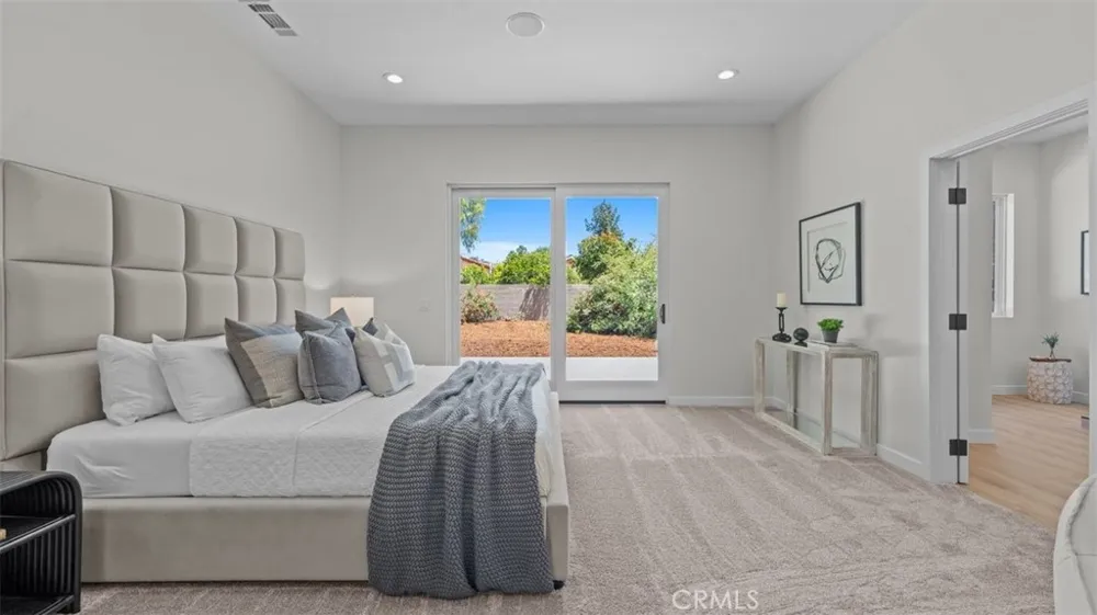 3310 Mills Avenue Claremont, CA 91711