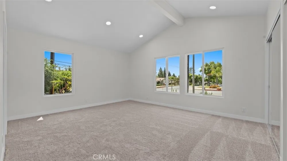 3310 Mills Avenue Claremont, CA 91711