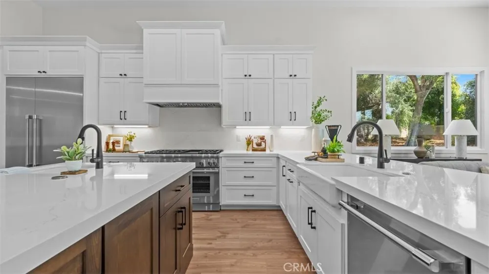 3310 Mills Avenue Claremont, CA 91711