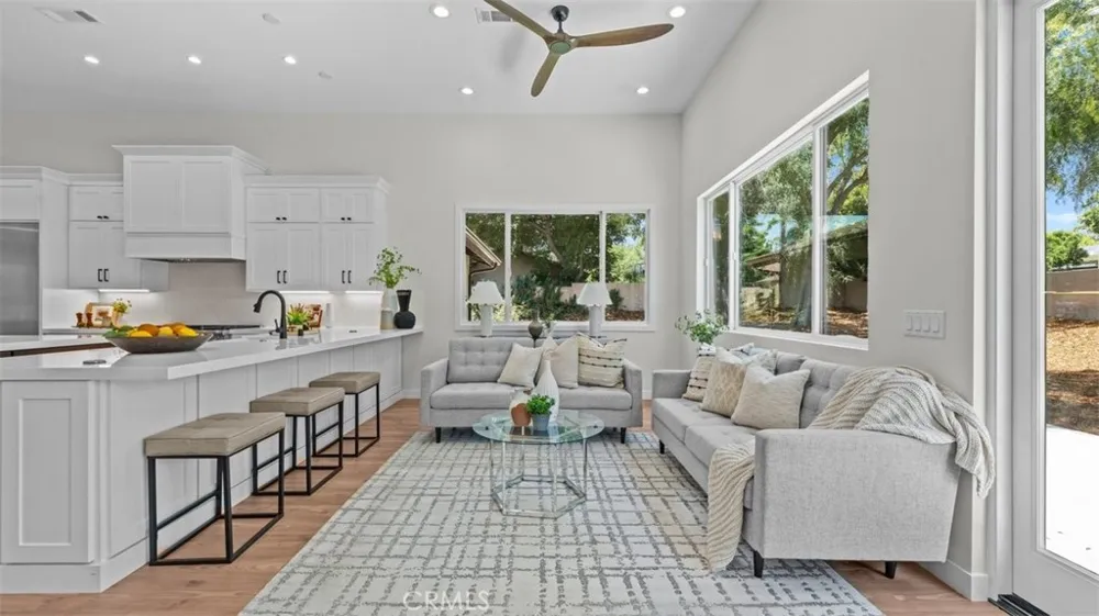 3310 Mills Avenue Claremont, CA 91711