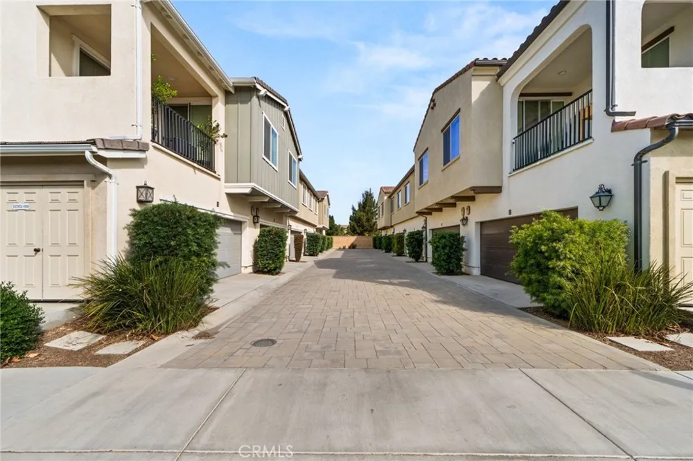 3285 E Midsummer Privado Ontario, CA 91762