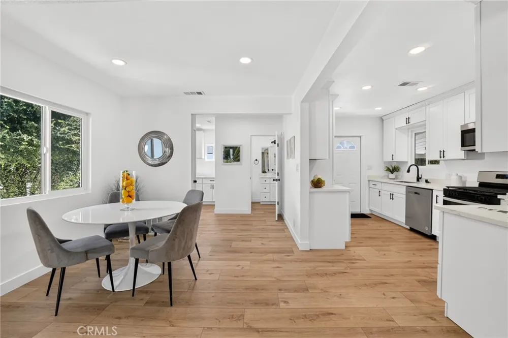 268 W Willow Pomona, CA 91768