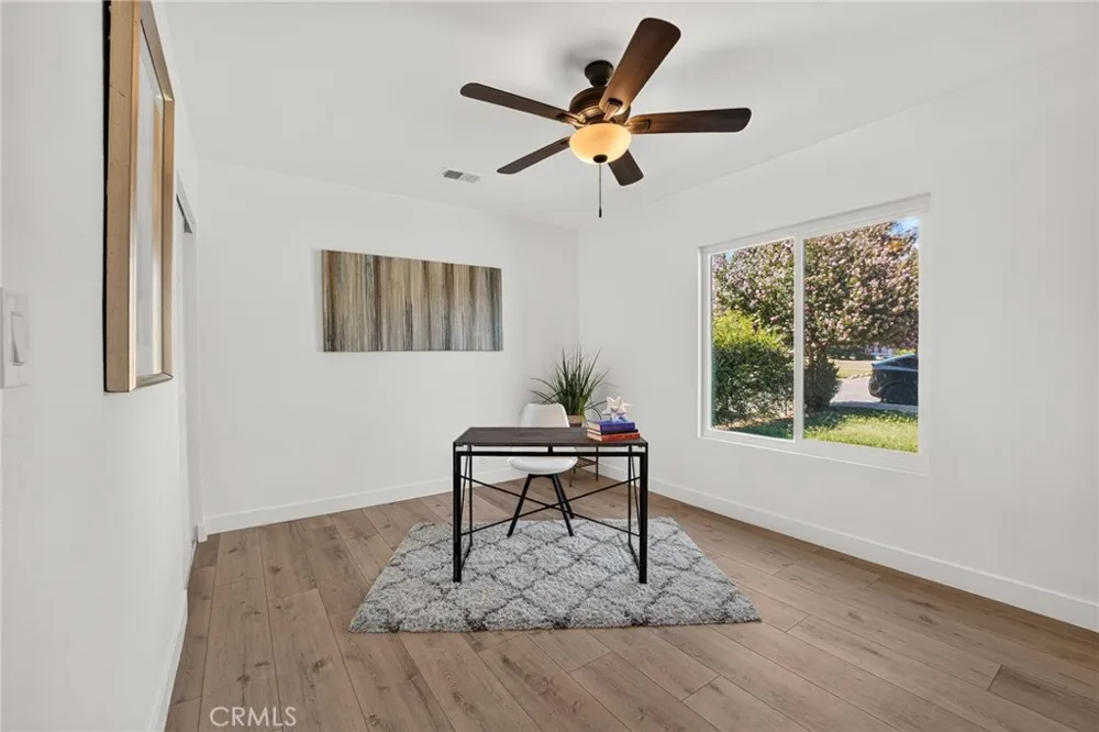 268 W Willow Pomona, CA 91768