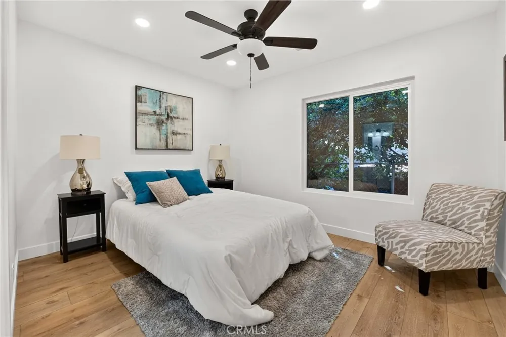 268 W Willow Pomona, CA 91768