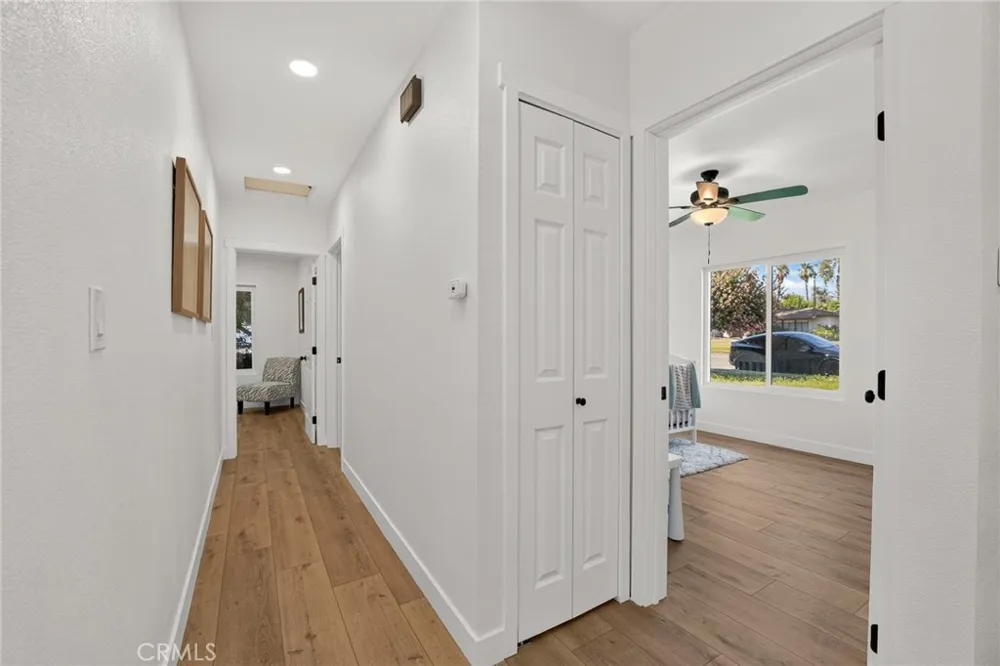 268 W Willow Pomona, CA 91768